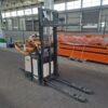 Crown DT3040-2.0 TL2100 gyalogkíséretű raklapmozgató targonca